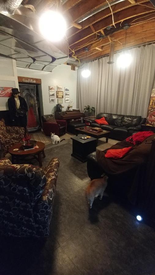 The Burlington Hotel & Bar - Alma Wi Экстерьер фото